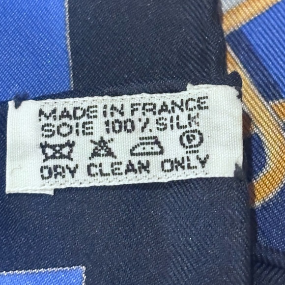 Hermes Carre 90 scarf - Picture 4 of 6